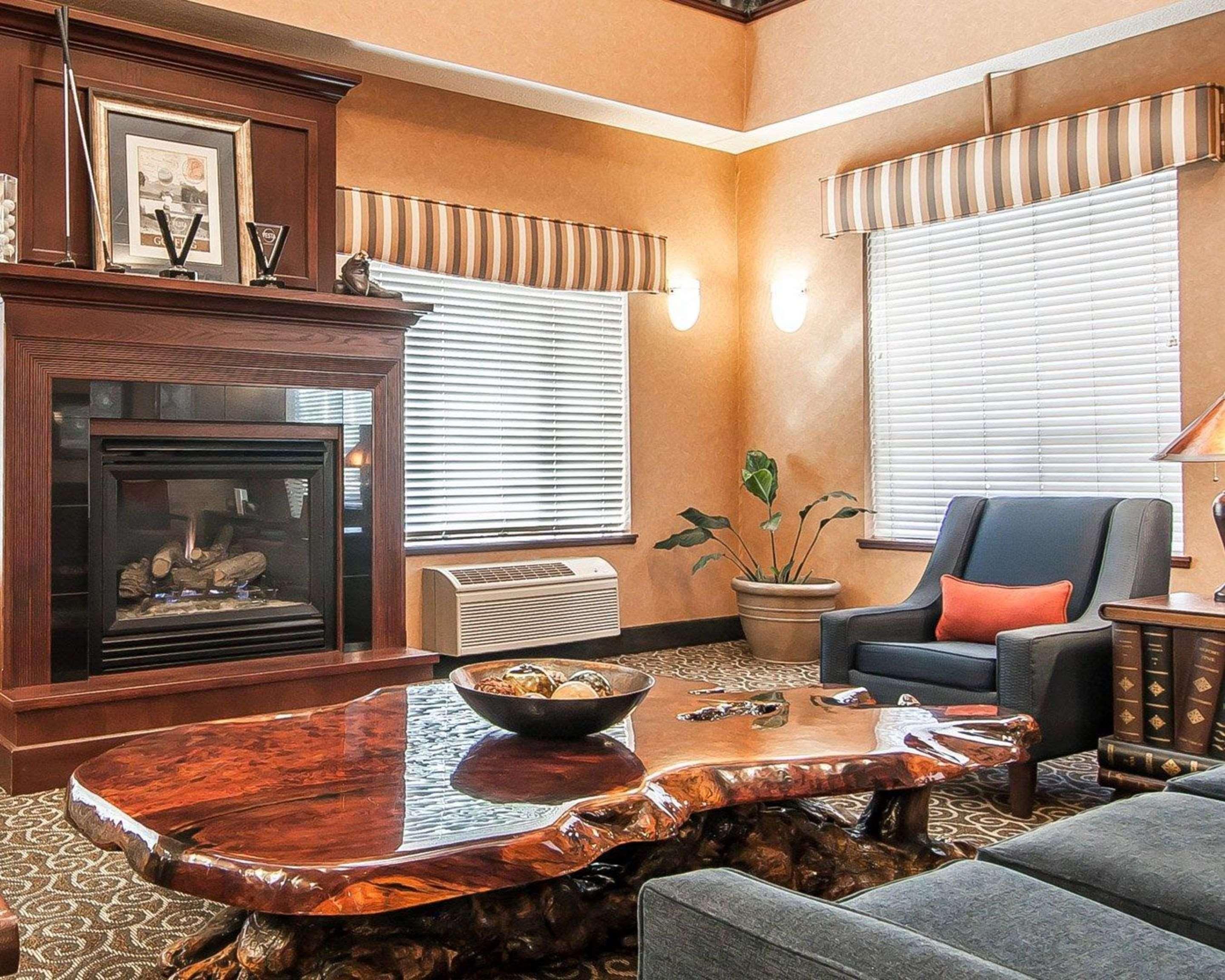 Comfort Suites Redmond Airport Ngoại thất bức ảnh