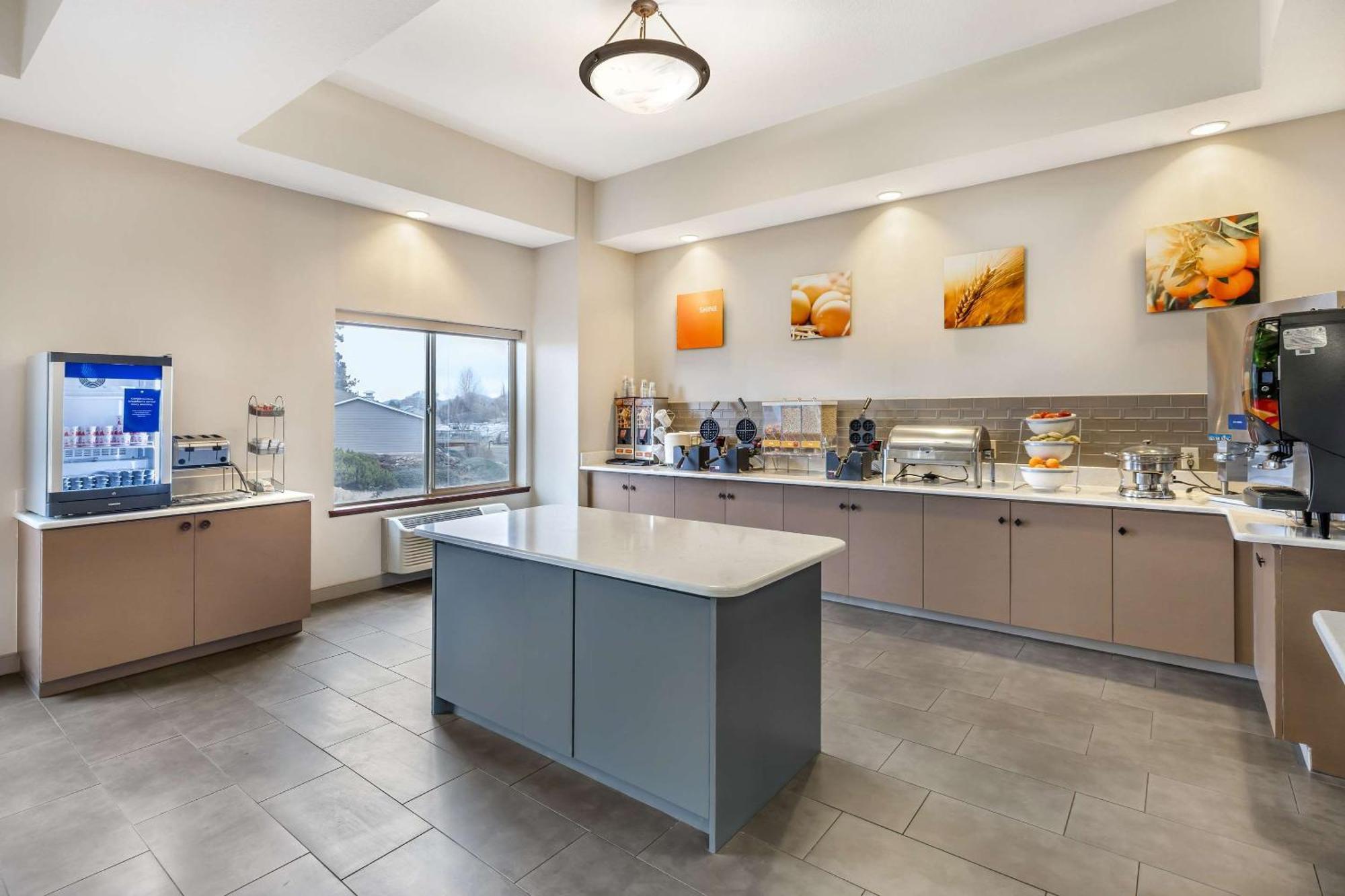 Comfort Suites Redmond Airport Ngoại thất bức ảnh